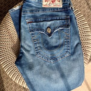True Religion Men’s 33 Waist Jeans